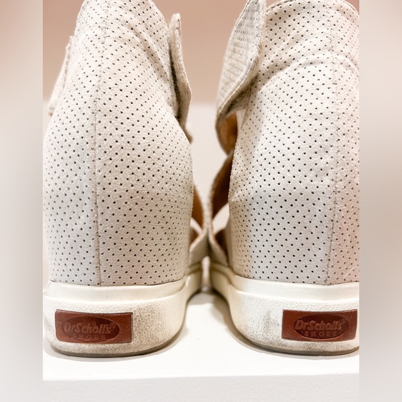 Dr.Scholls Size 8.5 Espedrills tan - Picture 3 of 4